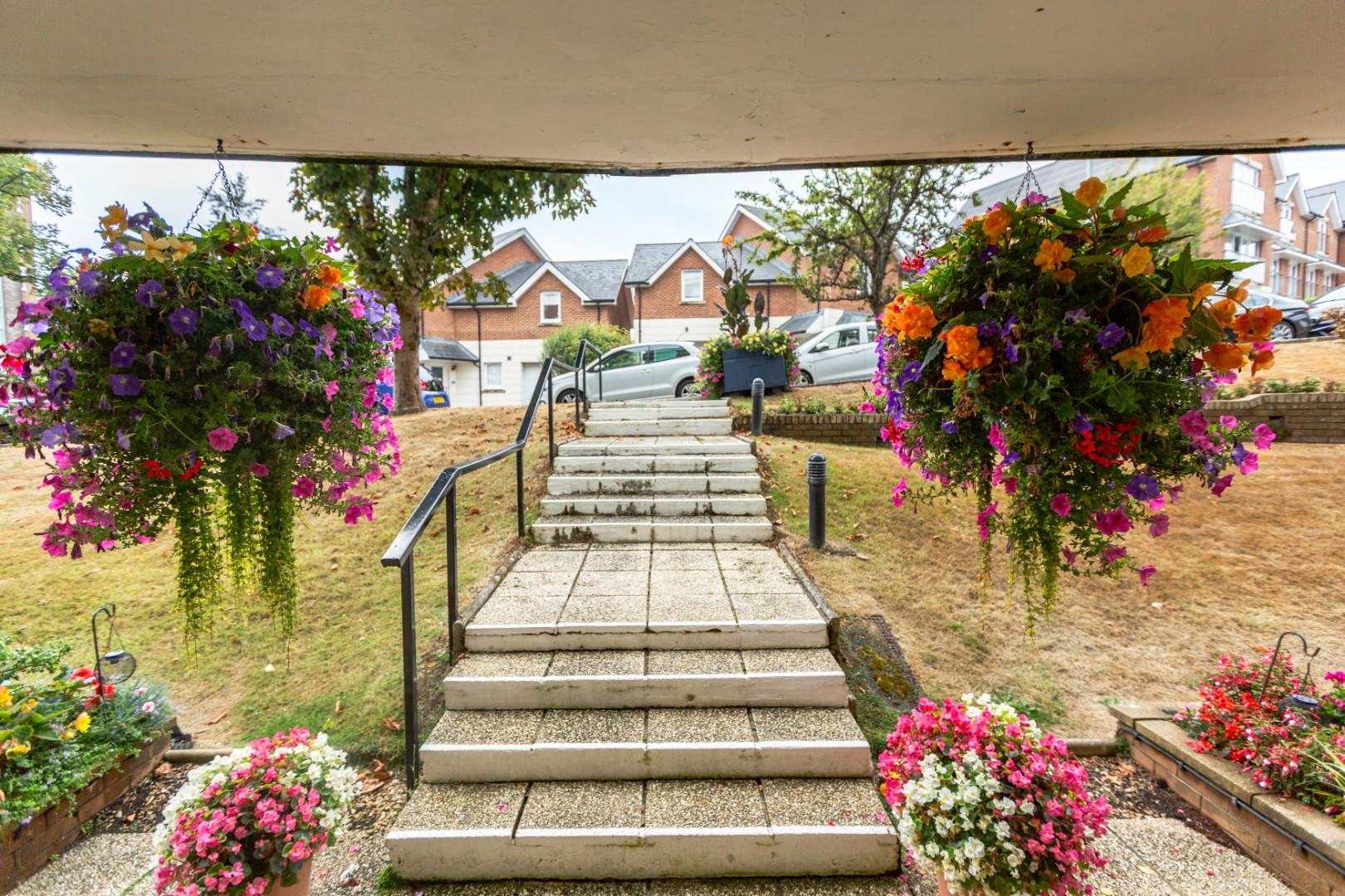 Brynfield Court, Langland, Swansea, SA3 4TF